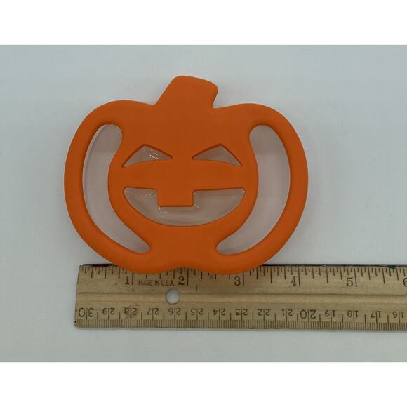 Lot of 6 Special Occasion Holiday Cookie Cutters Plastic with Rubber Top EUC - Picture 6 of 10